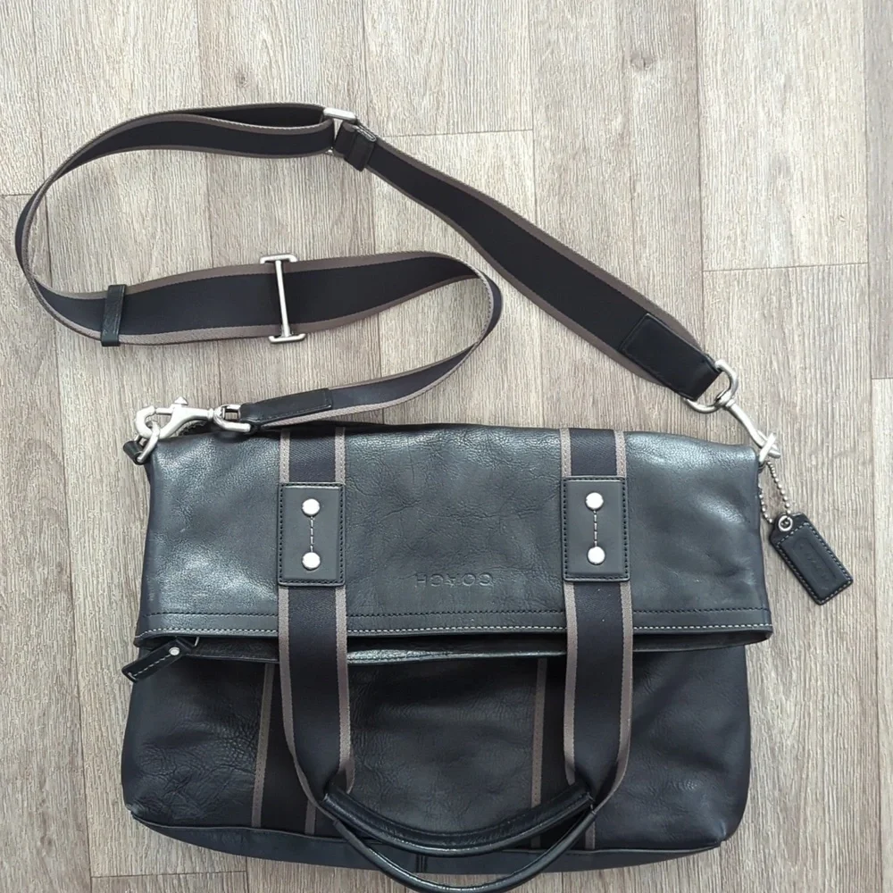 Coach F70558 Black Heritage Web Foldover Leather Messenger Bag